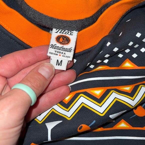 TITOS VODKA RARE UNISEX UGLY SWEATER/SWEATSHIRT MED - Picture 3 of 4